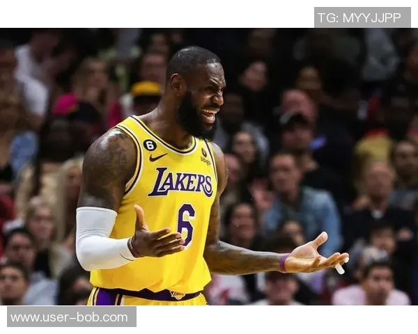 詹姆斯称小杰伦约翰逊2021届首轮秀实力惊人引发热议