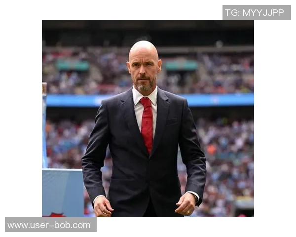 滕哈赫谈重返教练席的可能性需满足俱乐部高标准条件